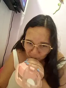 liababylia 现场XXX聊天