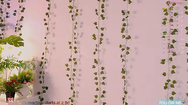 CarlyMilton's Live XXX Chat