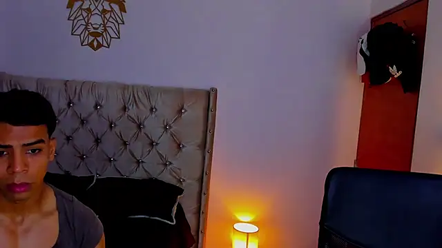 Andrew_wolf7's Live XXX Chat