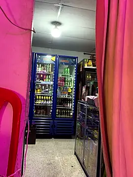 Hot_beauty__ Adlı Modelin Canlı XXX Sohbeti