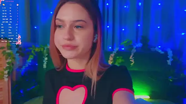 Chat XXX en directo de AlinaWalters