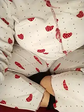 Dalou3a12's Live XXX Chat