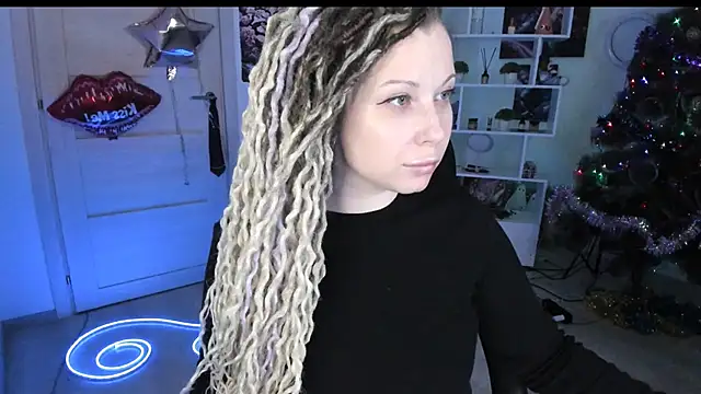 HoneySallyMoore 现场XXX聊天