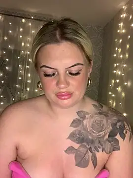 AureliaStar's Live XXX Chat