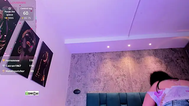 susanasmith18's Live XXX Chat