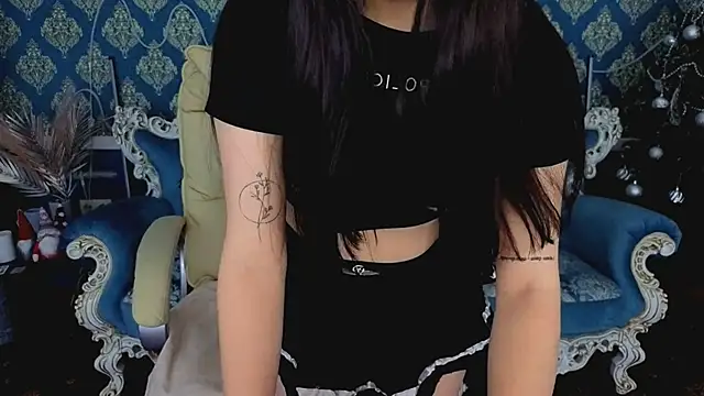 Chat XXX en directo de Neyla_Charm