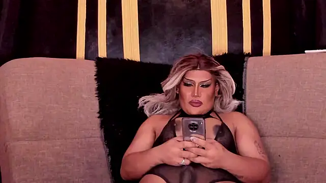 MistressDuhara: онлайн-секс-чат