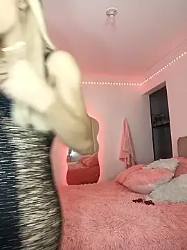 annie_thomson00: онлайн-секс-чат