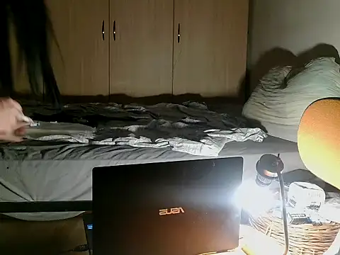 NylonBound 现场XXX聊天