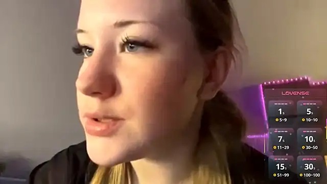 PandaFluff's Live XXX Chat