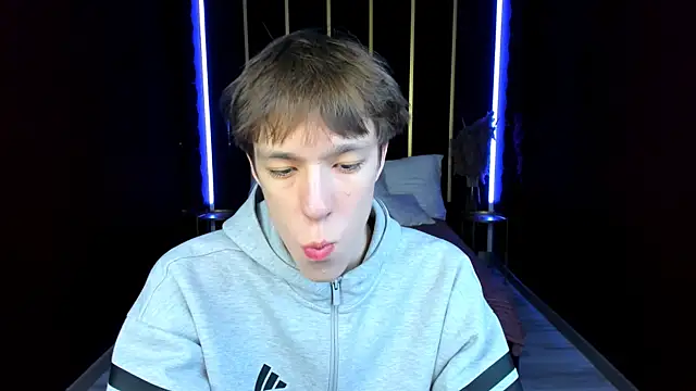 MarkBranston's Live XXX Chat