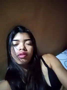 Rocioardiente Adlı Modelin Canlı XXX Sohbeti