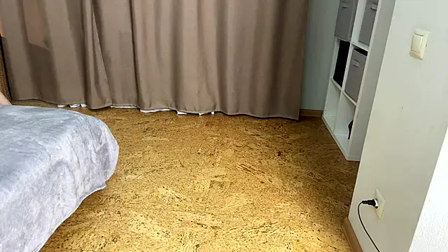 Adele_Shy_ Adlı Modelin Canlı XXX Sohbeti