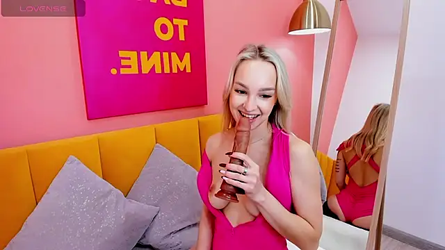 Chat XXX en directo de DaisyMellifluous