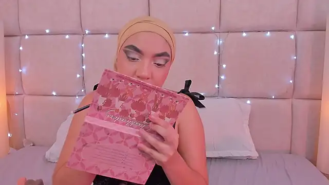 Sooffii_1's Live XXX Chat