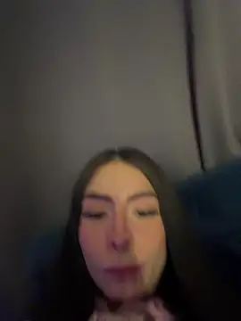 Camistar18 Adlı Modelin Canlı XXX Sohbeti