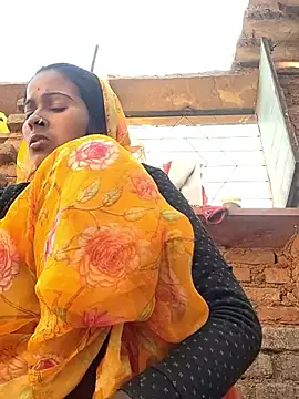 Co_punam's Webcam Show