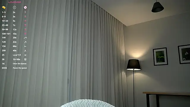 MonetLeitman live XXX chat