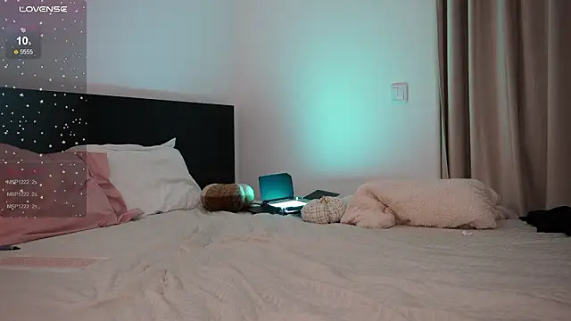 YukiiKim's Live XXX Chat