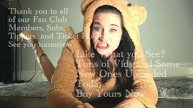 RhiCon Live XXX-Chat