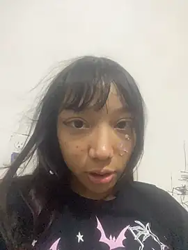 Kuromiunu's Live XXX Chat