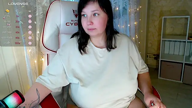 RaideneiX 现场XXX聊天