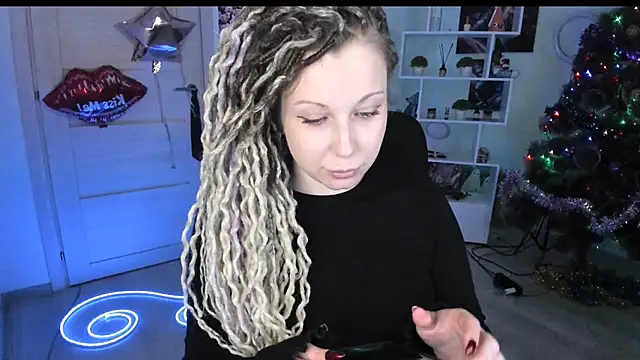 HoneySallyMoore live XXX chat