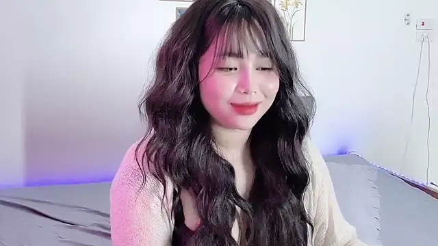 _Mia_Chubby 现场XXX聊天