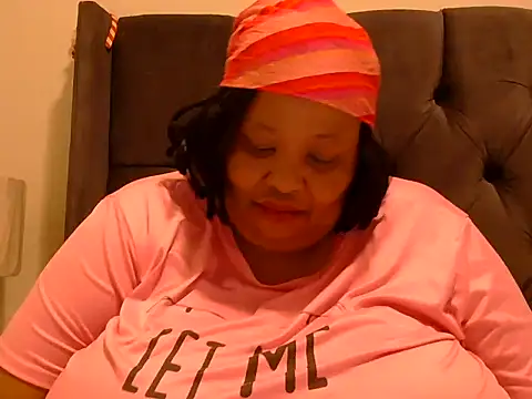 nancy111's Live XXX Chat