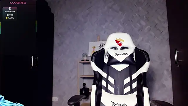 Chat XXX en directo de Roxxi_2110