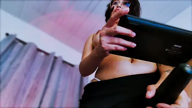 ScarlettRedsinsのライブXXXチャット