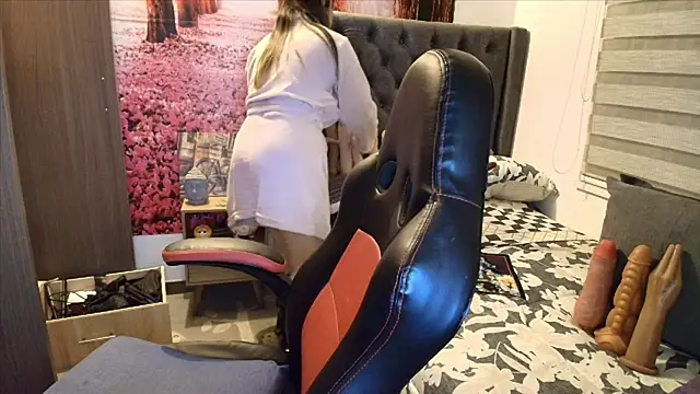 sofia23dirty 现场XXX聊天