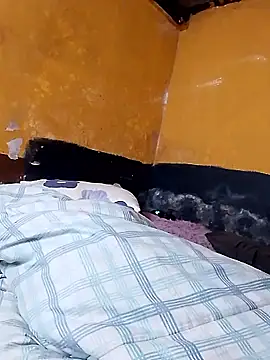 HornyAss_Bitch Chat XXX in diretta