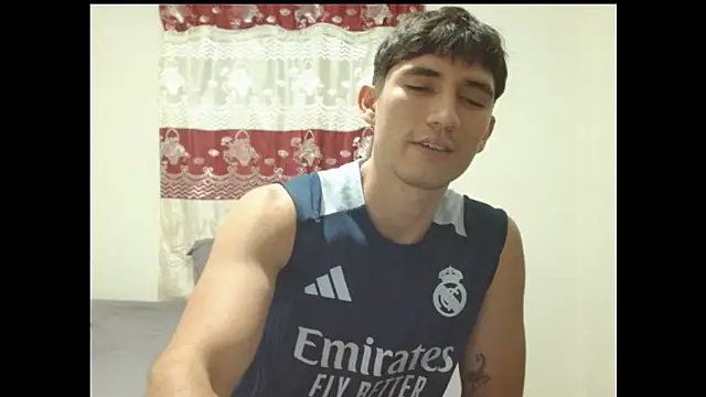 ChicoMaloFfF's Live XXX Chat