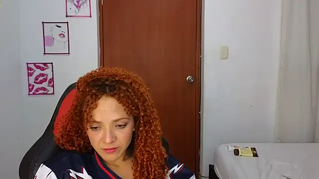 SexyLeilaa élő XXX-chatje