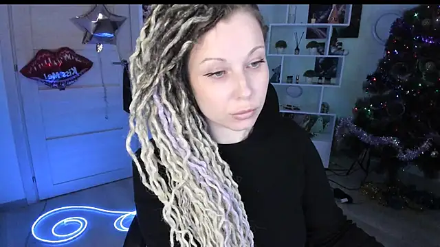 HoneySallyMoore's Live XXX Chat