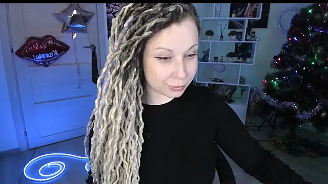 HoneySallyMoore's Live XXX Chat