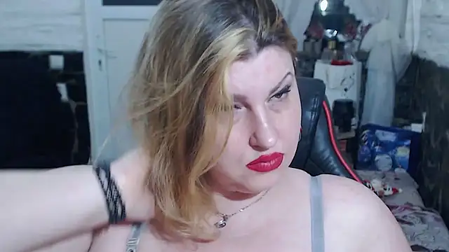 piticaforever: онлайн-секс-чат