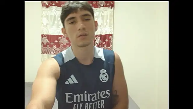 ChicoMaloFfF's Live XXX Chat