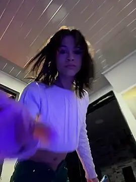 stormytt_'s Live XXX Chat