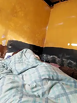 HornyAss_Bitch 现场XXX聊天