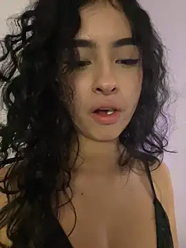 RosseMelody's Live XXX Chat