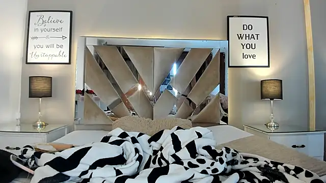 cellestehotのライブXXXチャット