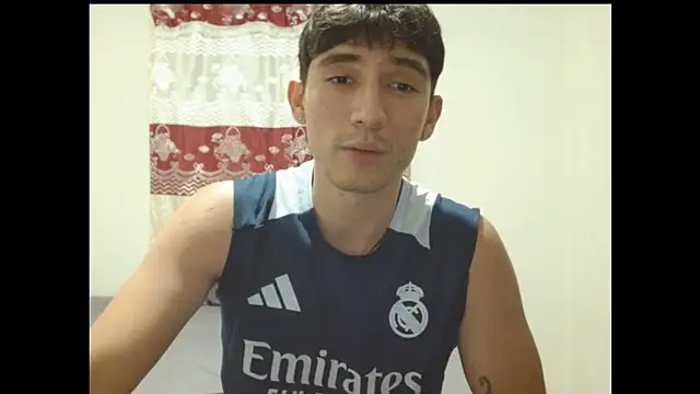 ChicoMaloFfF's Live XXX Chat