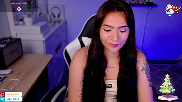 Czat XXX na żywo – ImLui_lu