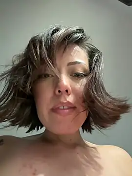 ArisSC's Live XXX Chat