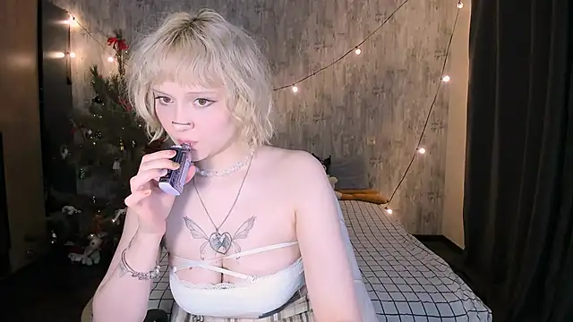 MariaMango's Live XXX Chat