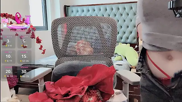 Caryln-Bun's Live XXX Chat