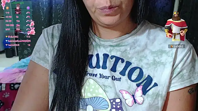 แชท XXX สดของ miia-big1boobs_