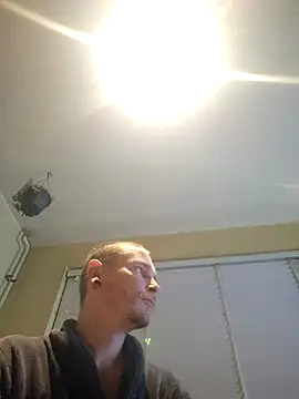 piercingpik's Live XXX Chat